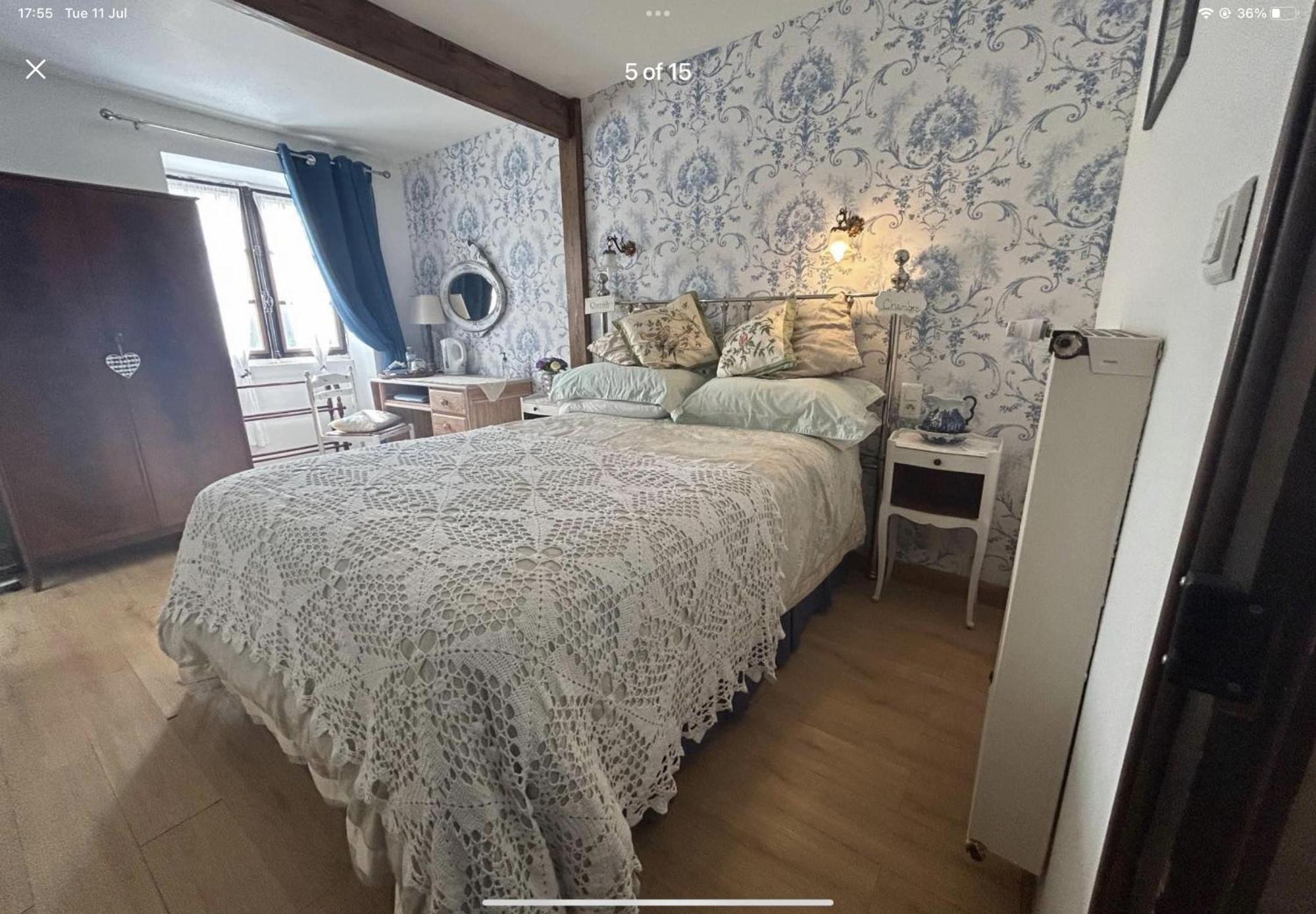 Le Jardin De Rose 24 Feuillebert Romagne 86700 Bed & Breakfast Eksteriør bilde